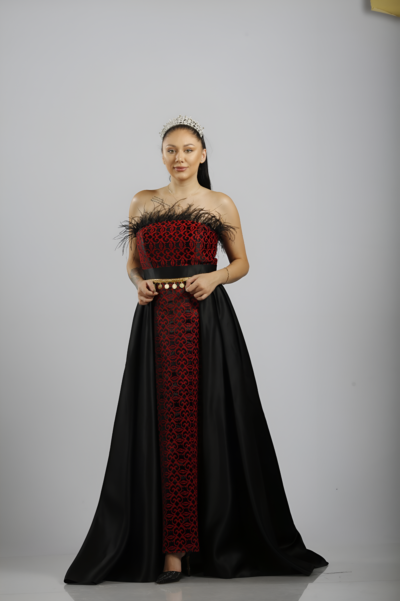 Elegant Queen - Palestinian Dress