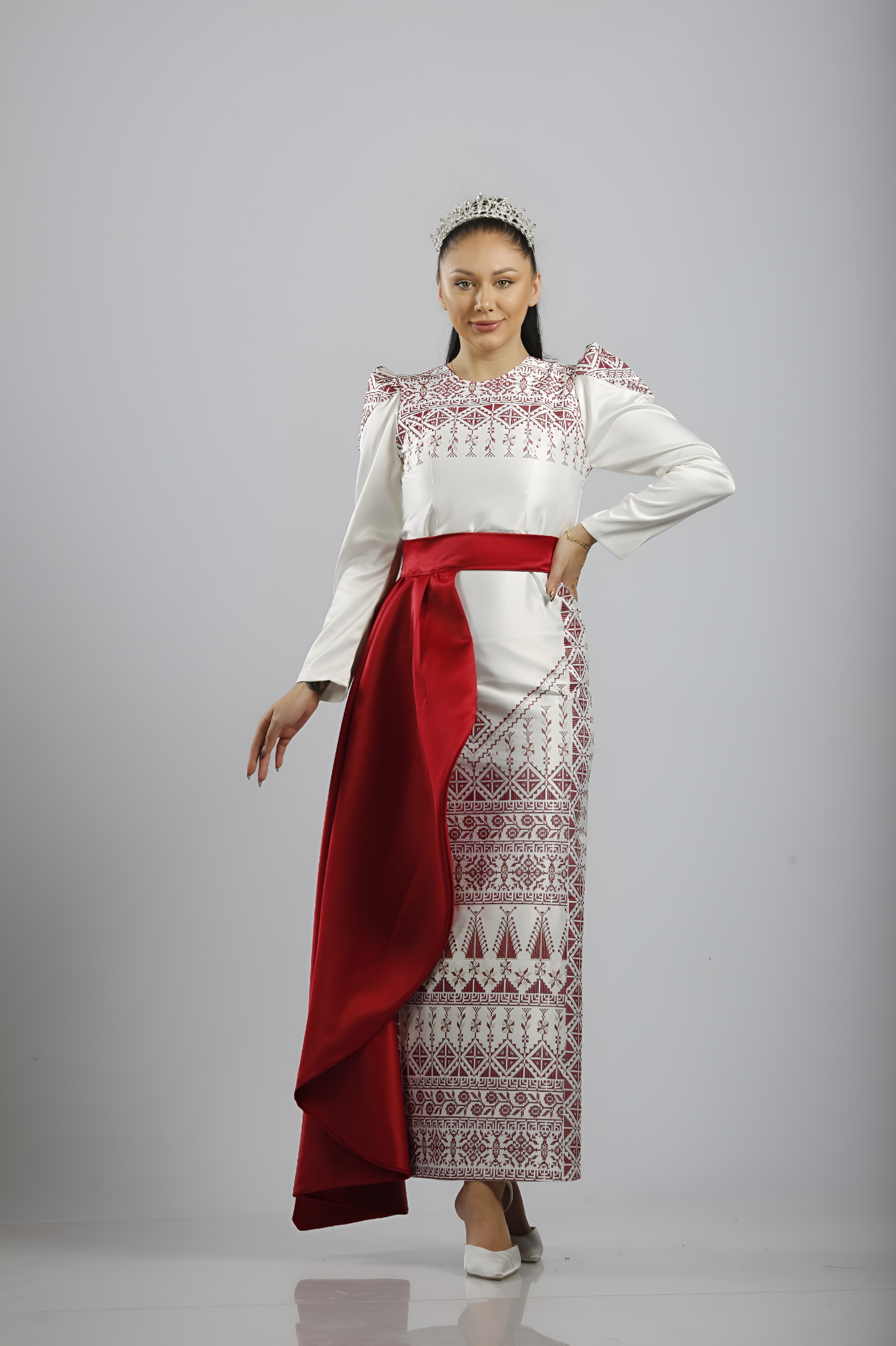Exotic Queen - Palestinian Dress