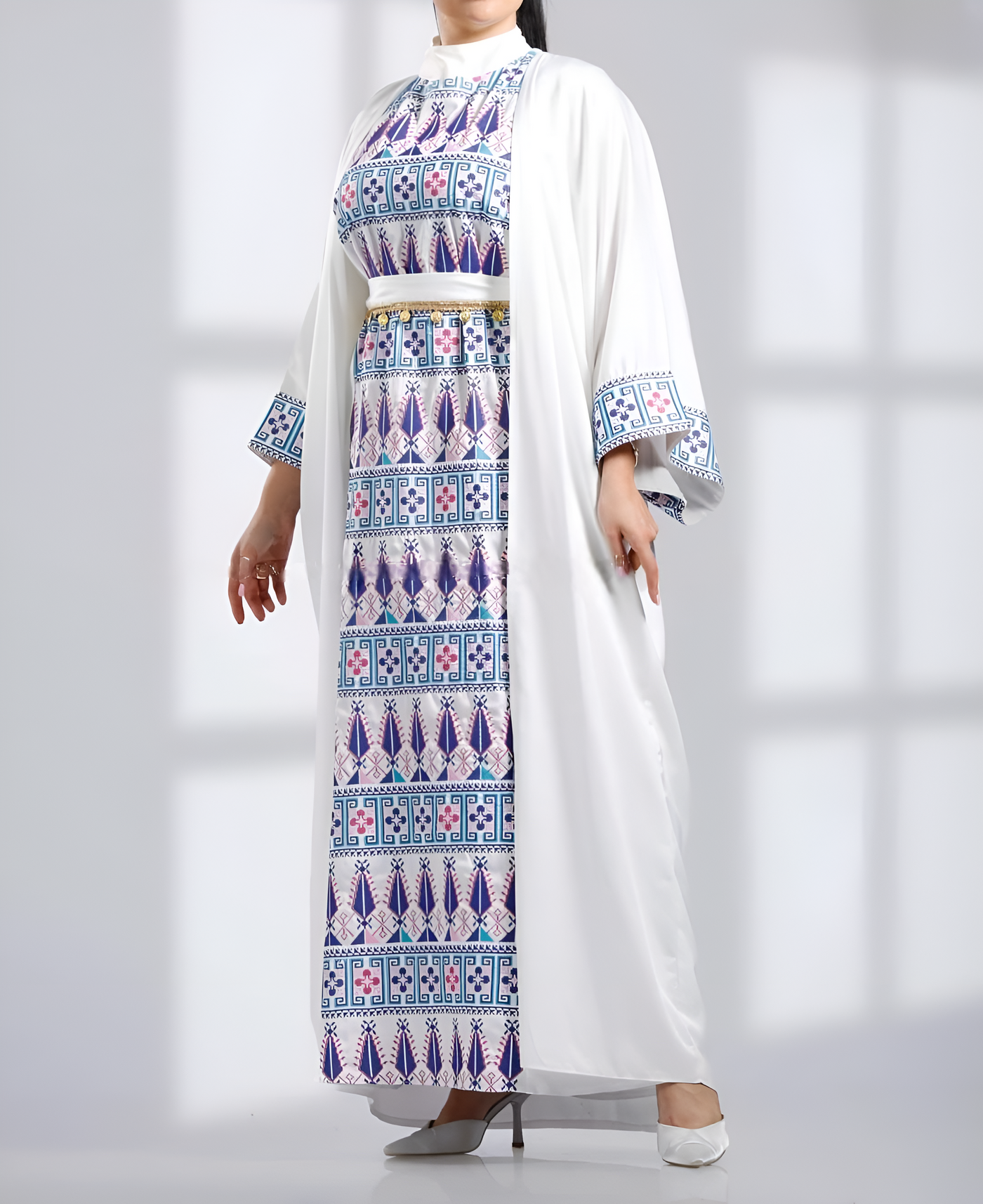 Bisht Of Wonders - Traditional Embroidered Palestinian Bisht/Thobe