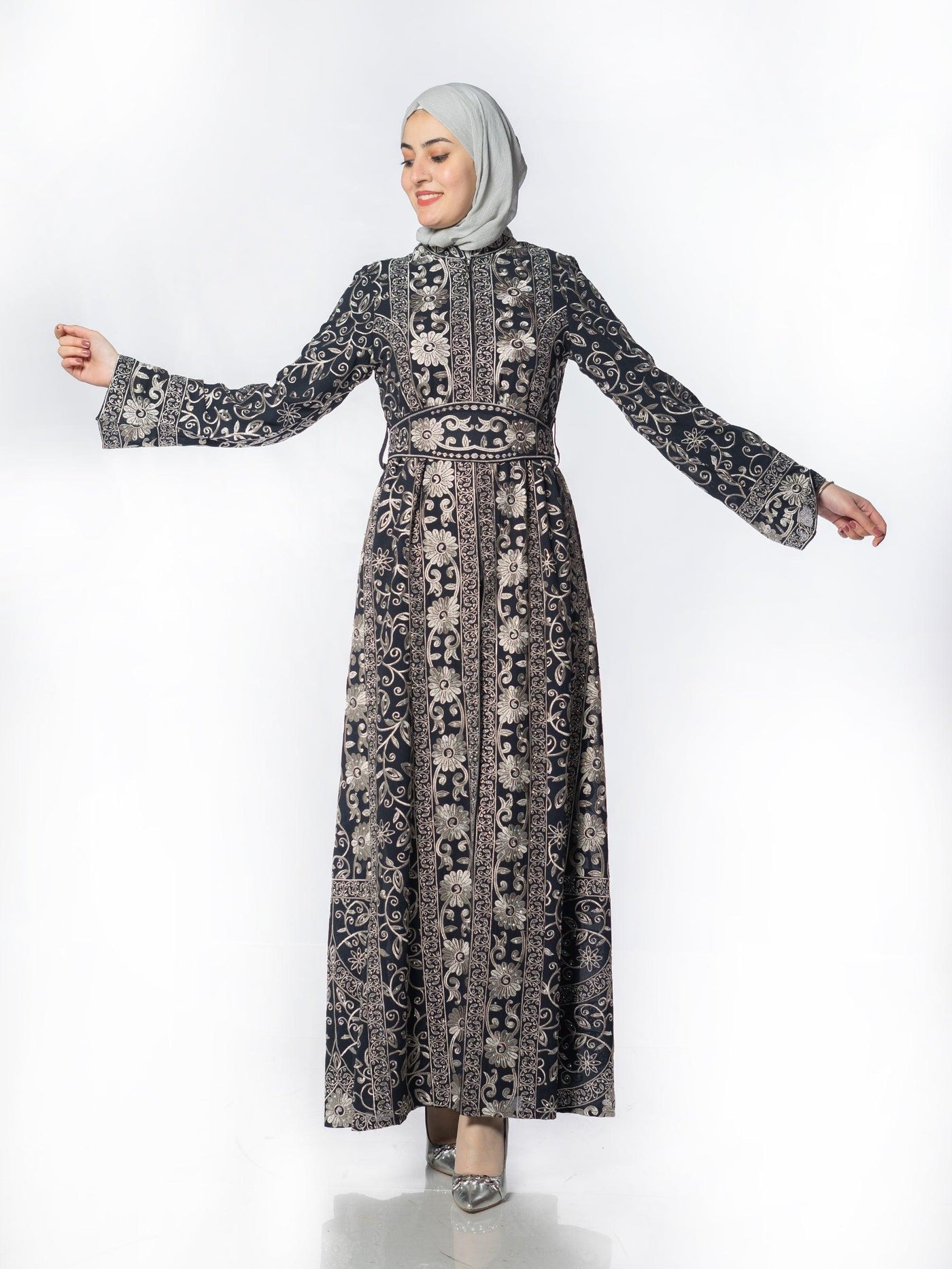 Thobe of Jericho -  Embroidered Palestinian Thobe - JPK Traditions