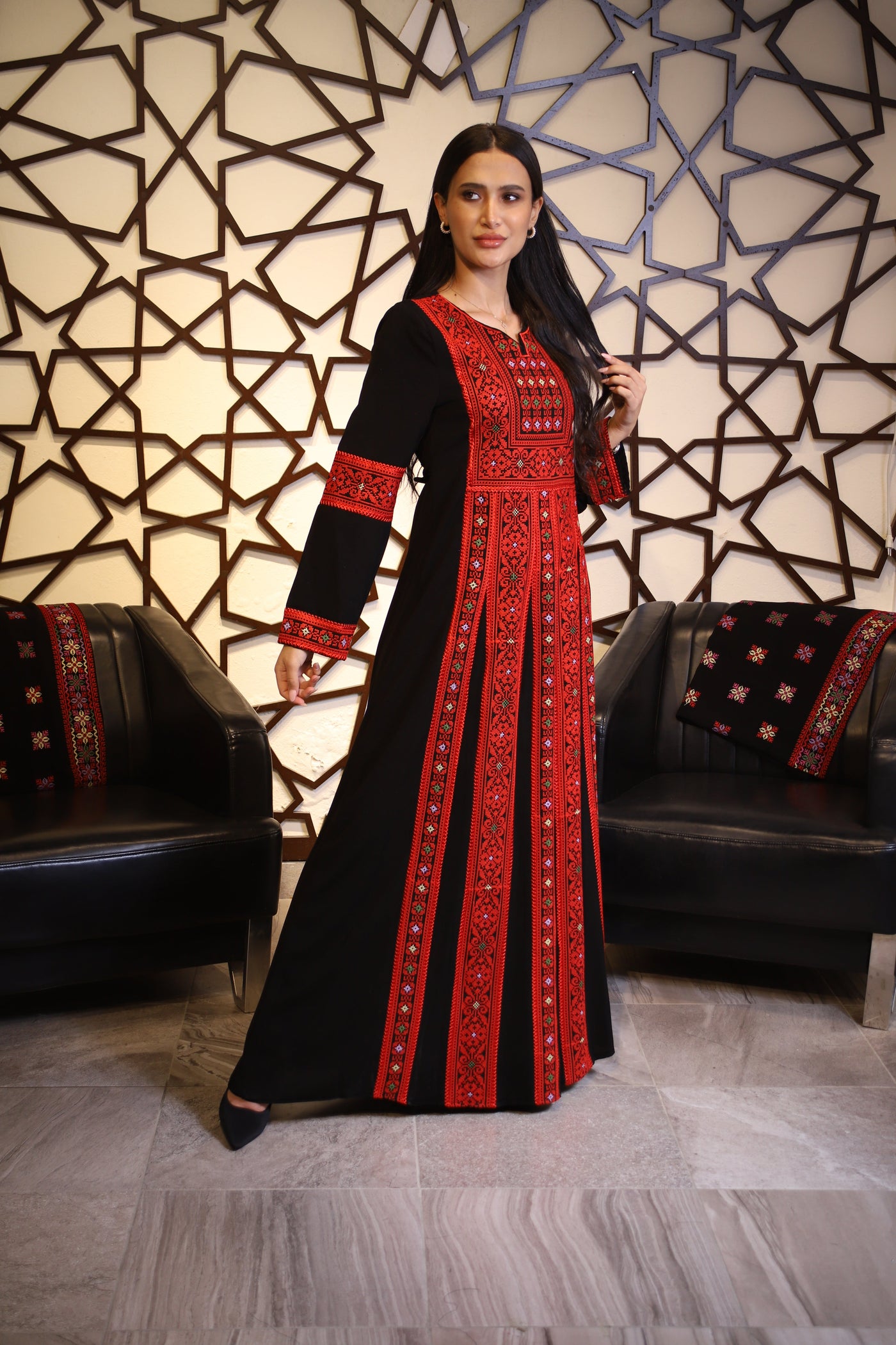Silwan سلوان Elegance - Embroidered Palestinian style Kaftan