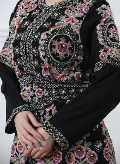 Her Excellence - Very High Quality Traditional Embroidered Palestinian Thobe/Kaftan