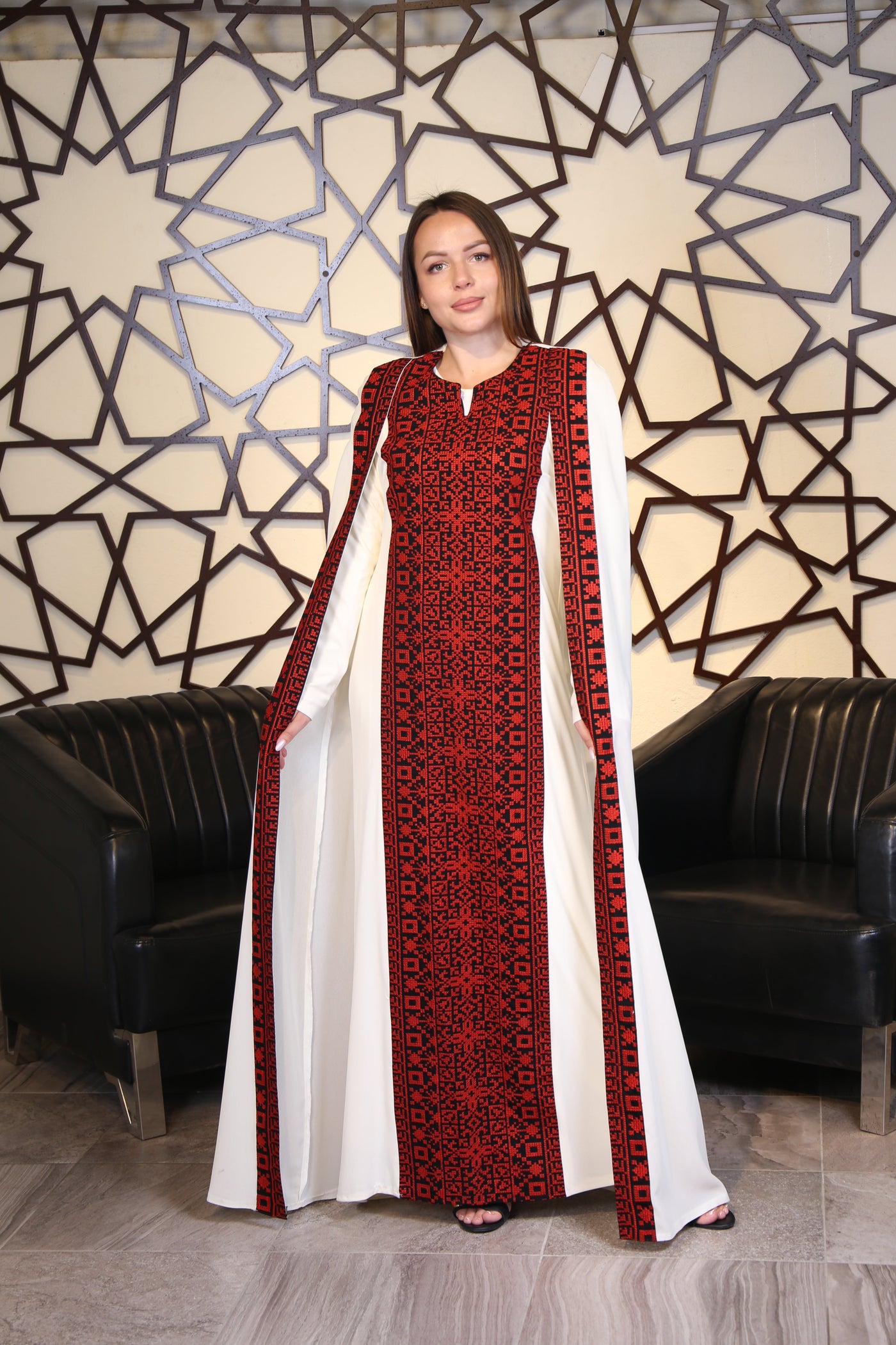 Tulkarem Elegance - Elegant Embroidered Palestinian Thobe\Dress