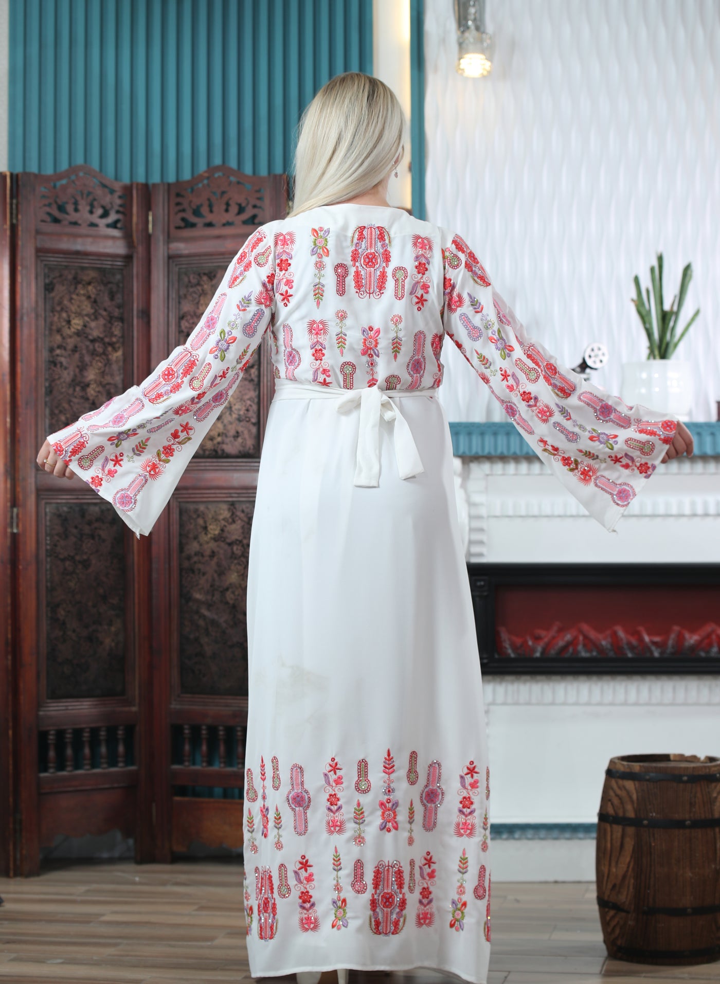 Grace Of Hebron - Embroidered Palestinian Kaftan/Thobe