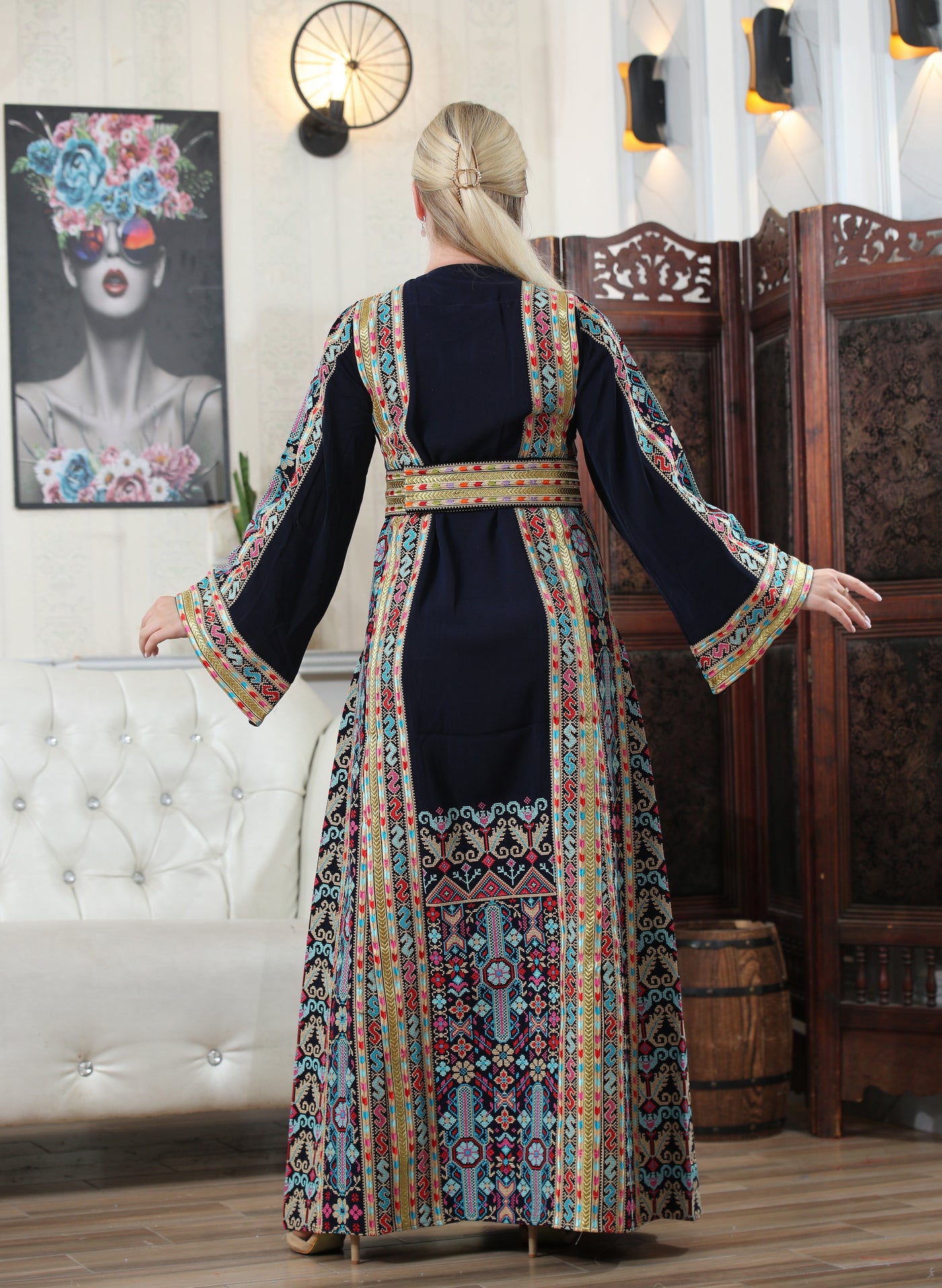 Royalty Of Hebron - High Quality Traditional Embroidered Palestinian style Thobe