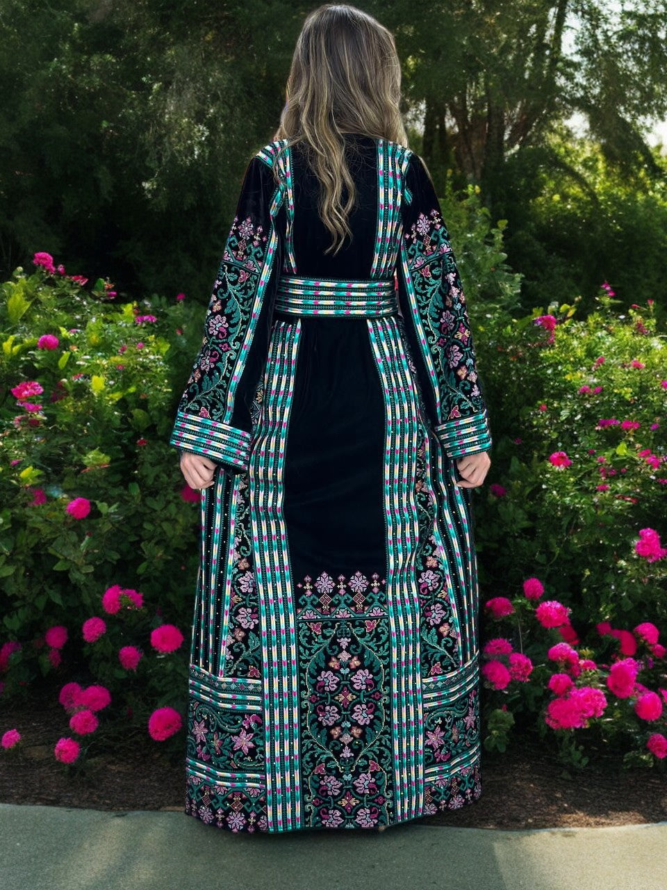 Velvet Beauty - Very High Quality Embroidered Palestinian style Thobe