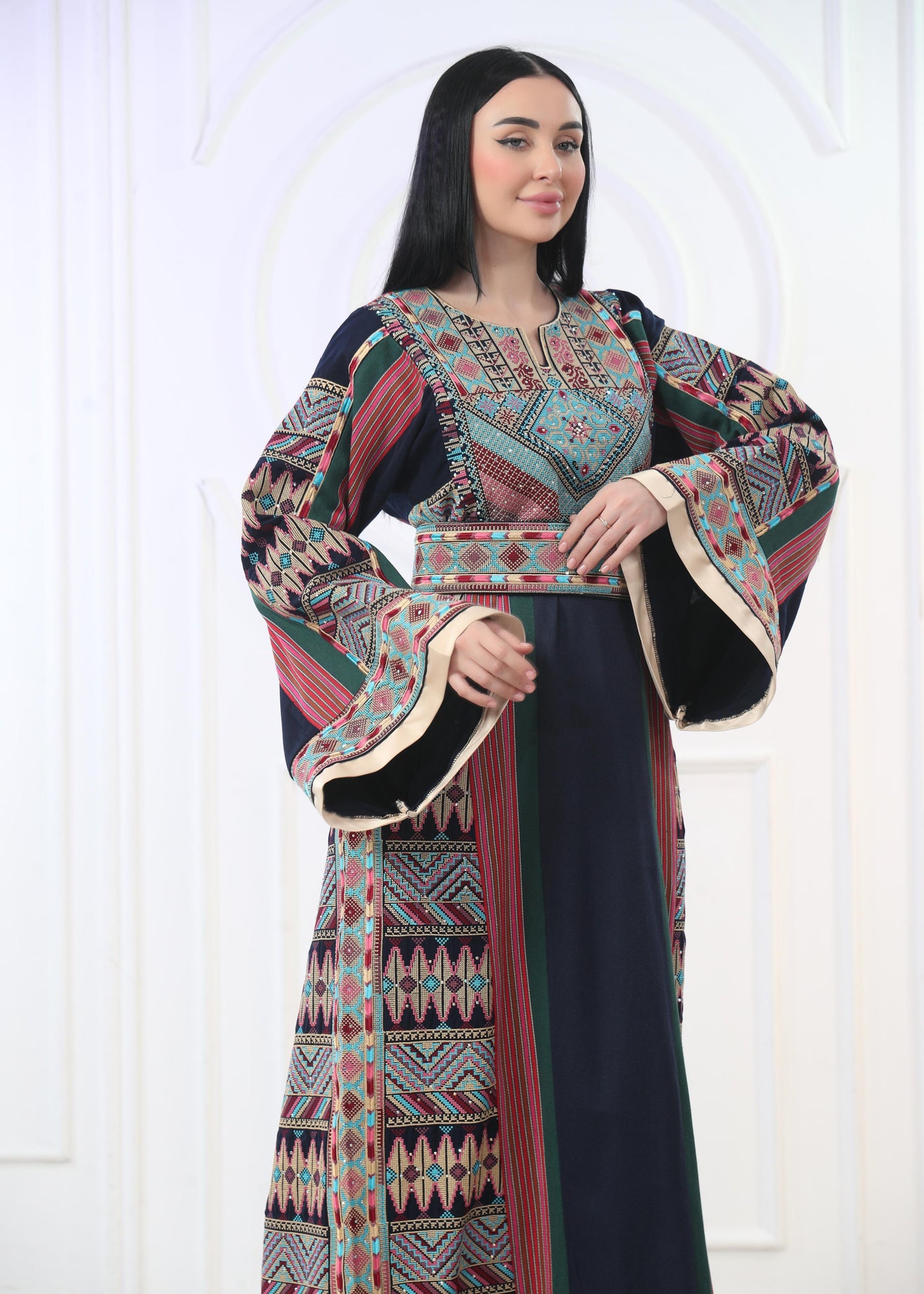 Elegant Majdalawi -High Quality Embroidered Palestinian Thobe