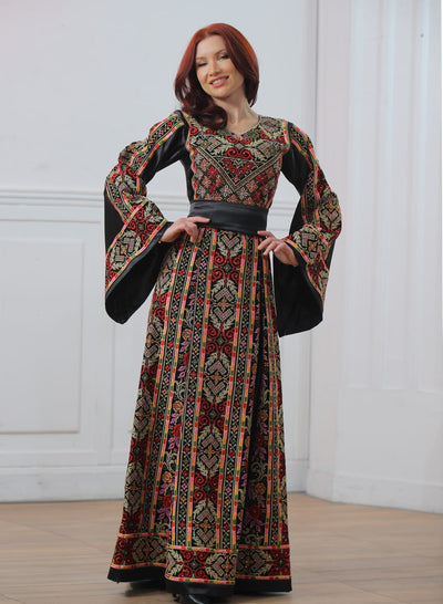 Safad Elegance - Elegant Embroidered Dress thobe