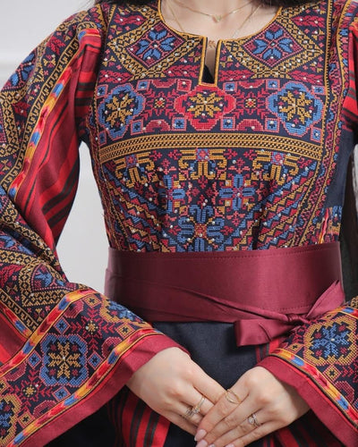 New Majdalawi - High Quality Traditional Embroidered Palestinian Thobe