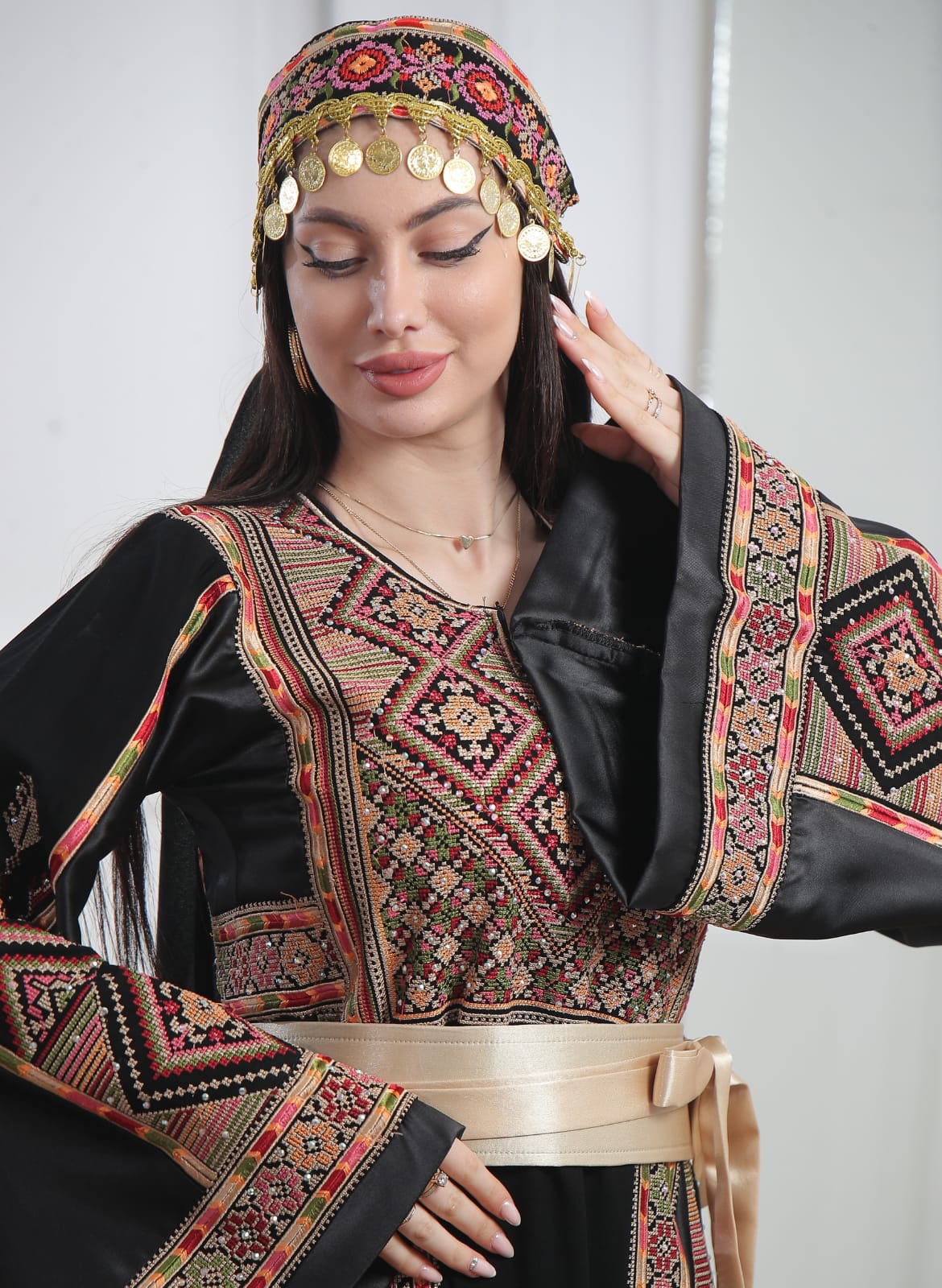 Ray Of Hebron - High Quality Traditional Embroidered Palestinian Thobe