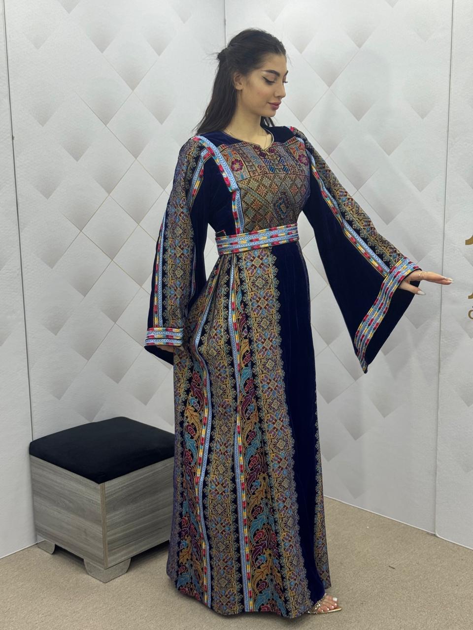 Dunes of Hebron - High Quality Embroidered Palestinian style Thobe