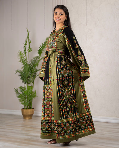 Crystal Of Hebron - High Quality Traditional Embroidered Palestinian Thobe