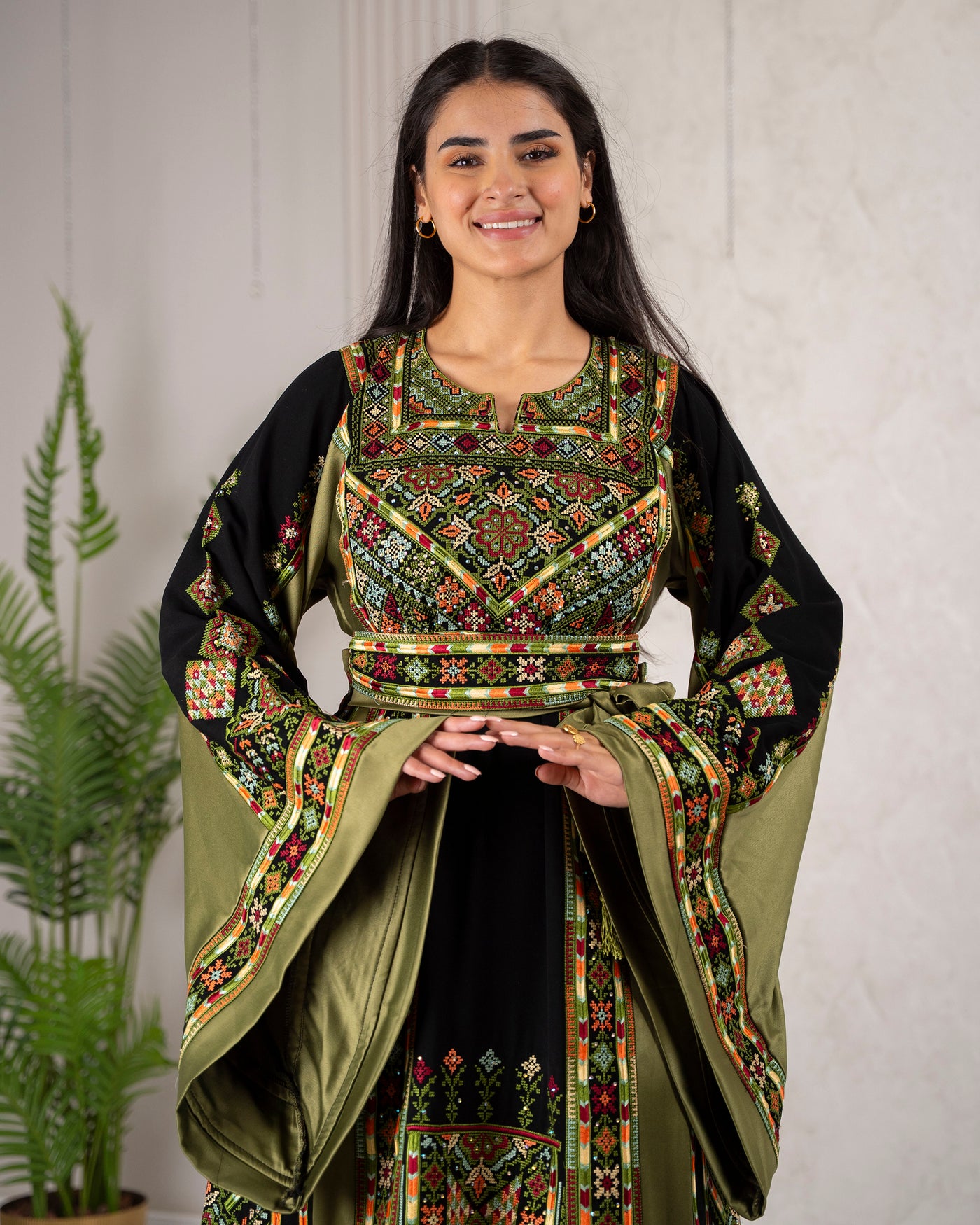 Crystal Of Hebron - High Quality Traditional Embroidered Palestinian Thobe