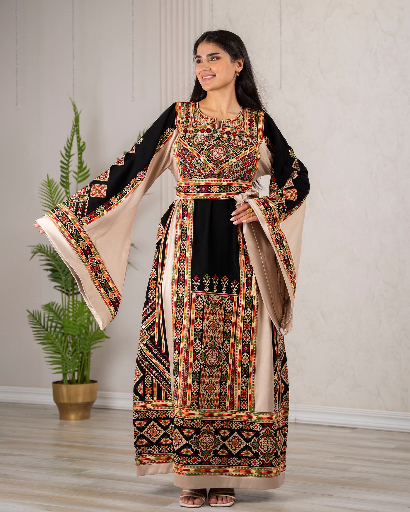 Crystal Of Hebron - High Quality Traditional Embroidered Palestinian Thobe