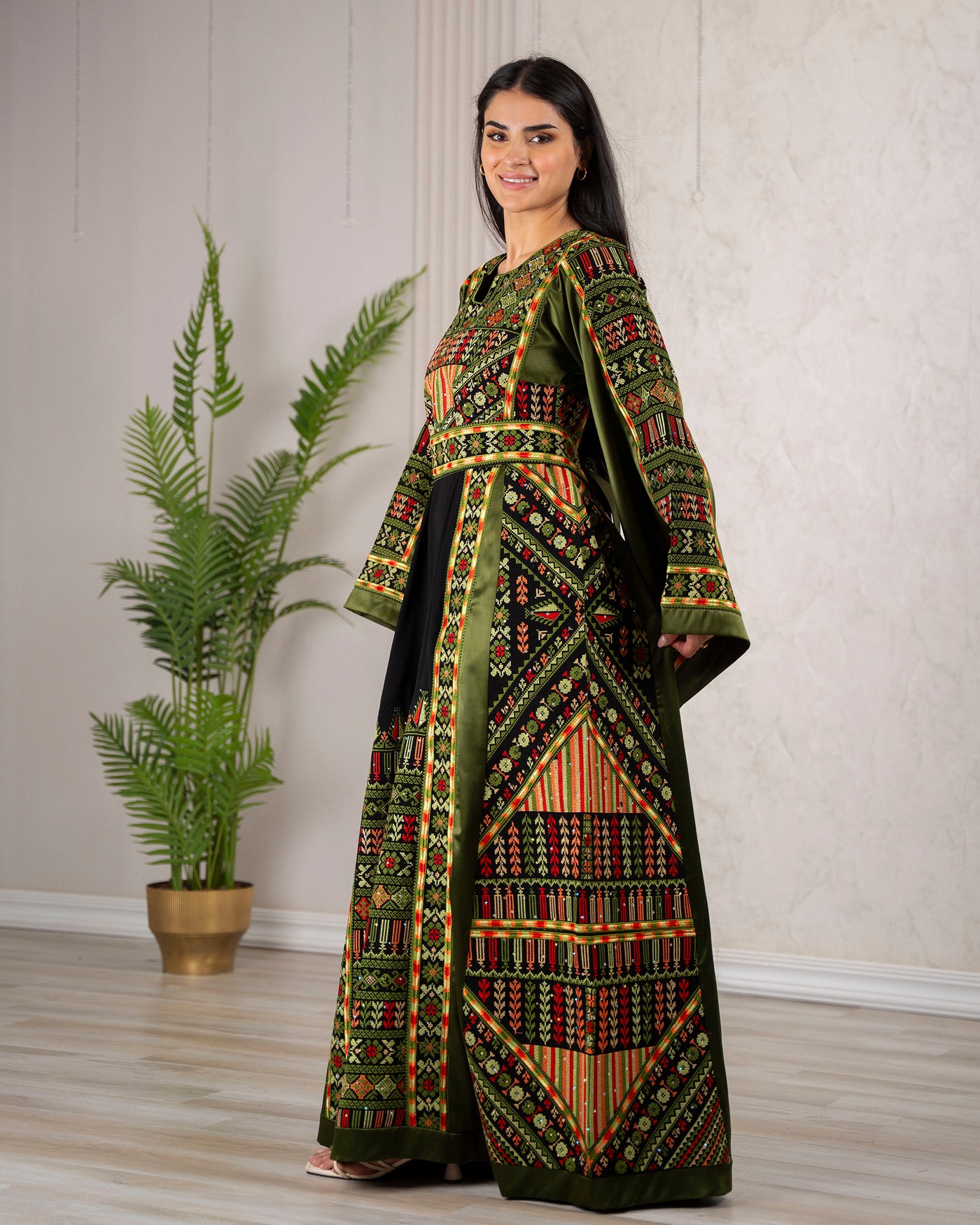Crystal Of Ramallah - High Quality Traditional Embroidered Palestinian Thobe