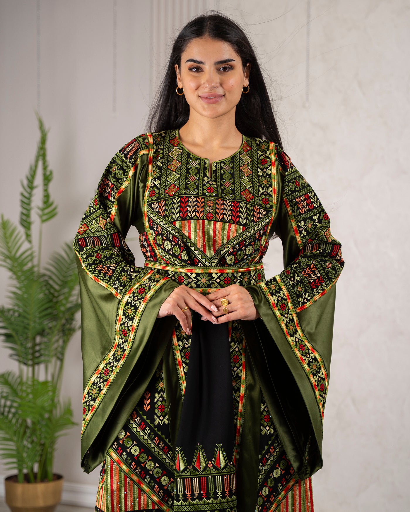 Crystal Of Ramallah - High Quality Traditional Embroidered Palestinian Thobe