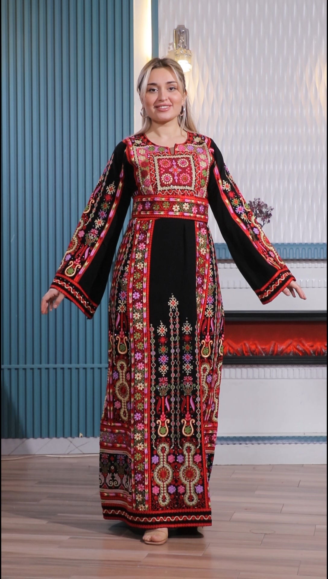 Royalty Of Yafa Thobe - High Quality Embroidered Palestinian Thobe for women