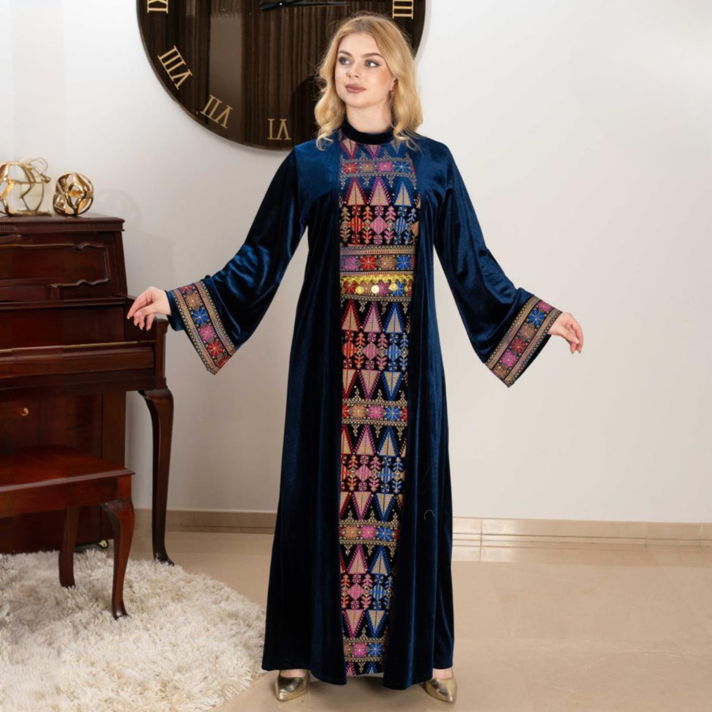 Embroidered Abaya Thobe - Embroidered  Palestinian Jordanian style Abaya Thobe