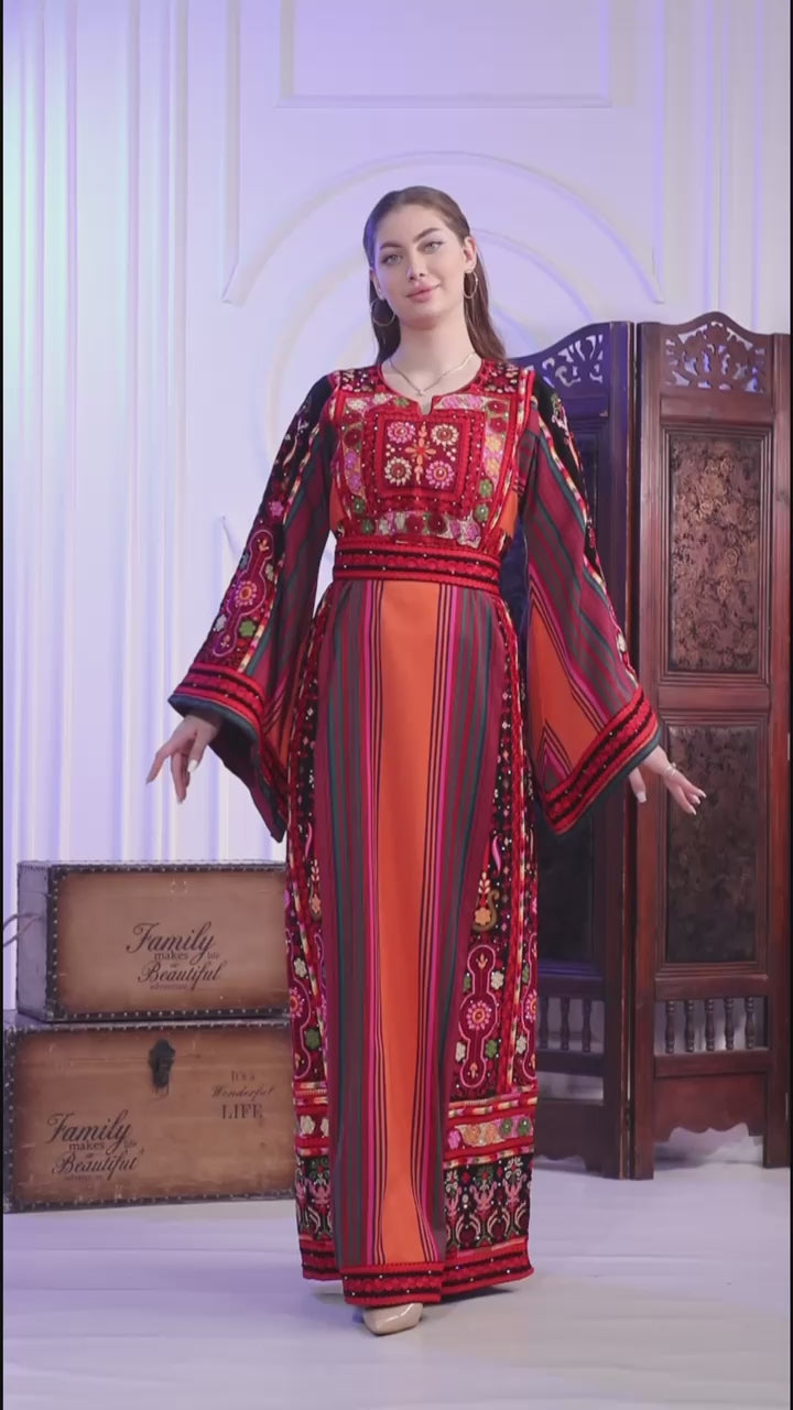 Special Majdalawi - High Quality Traditional Embroidered Palestinian Thobe