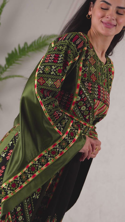 Crystal Of Ramallah - High Quality Traditional Embroidered Palestinian Thobe
