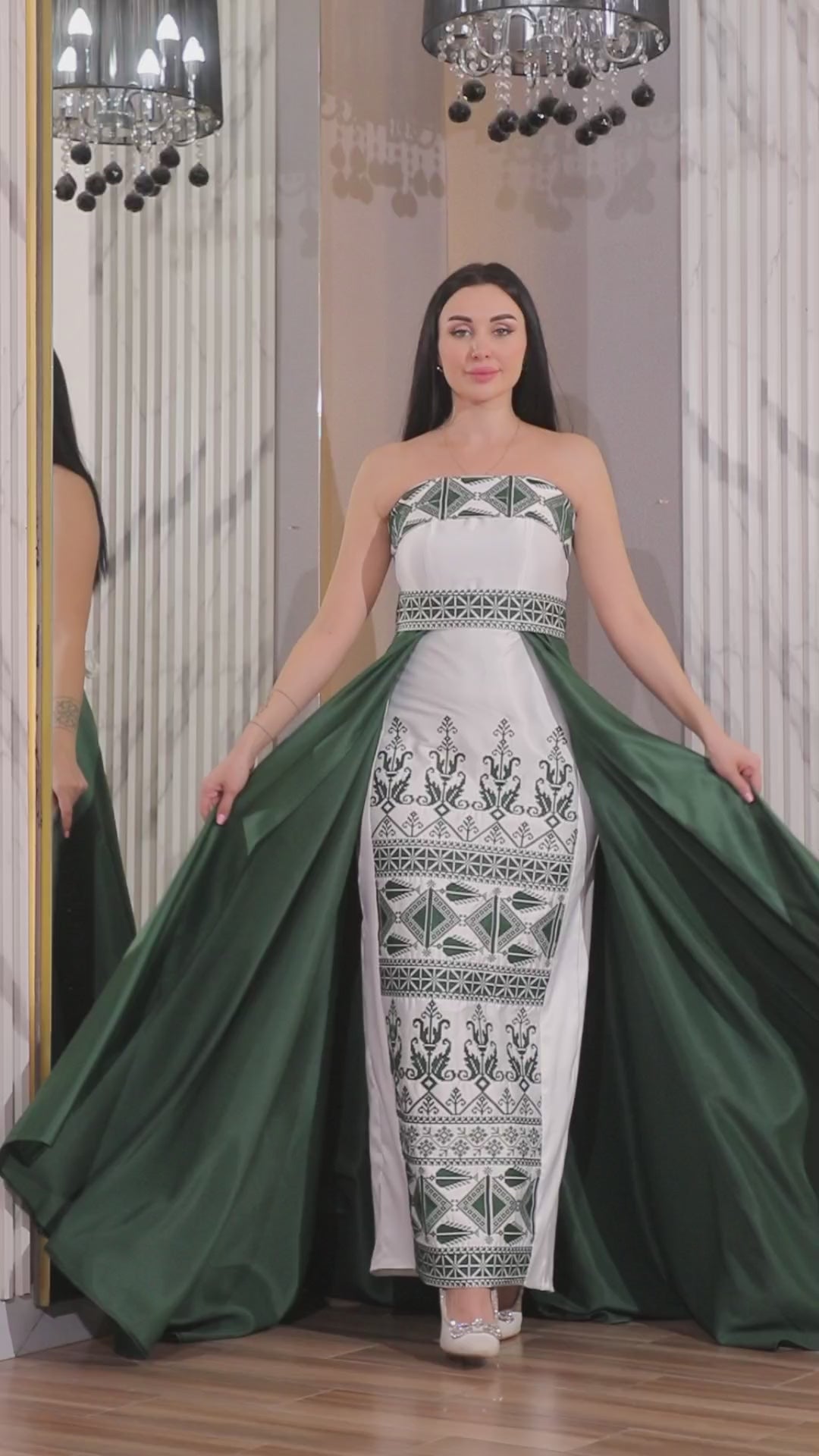 Green Queen - Embroidered Palestinian Dress